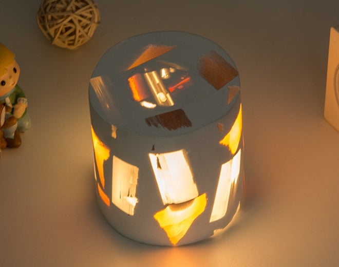 Piccola luce notturna a forma di cuore con ragazza dei sogni, in minerale di zucchero e gesso traslucido