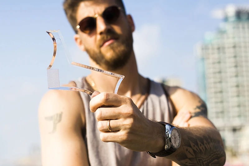 Arrivals Men Beard Shaping Styling Template Comb Transparent Men’s Beards Combs Beauty Tool for Hair Beard Trim