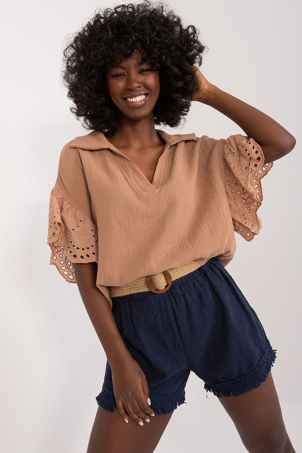  Pantaloncini model 196476 Italy Moda 