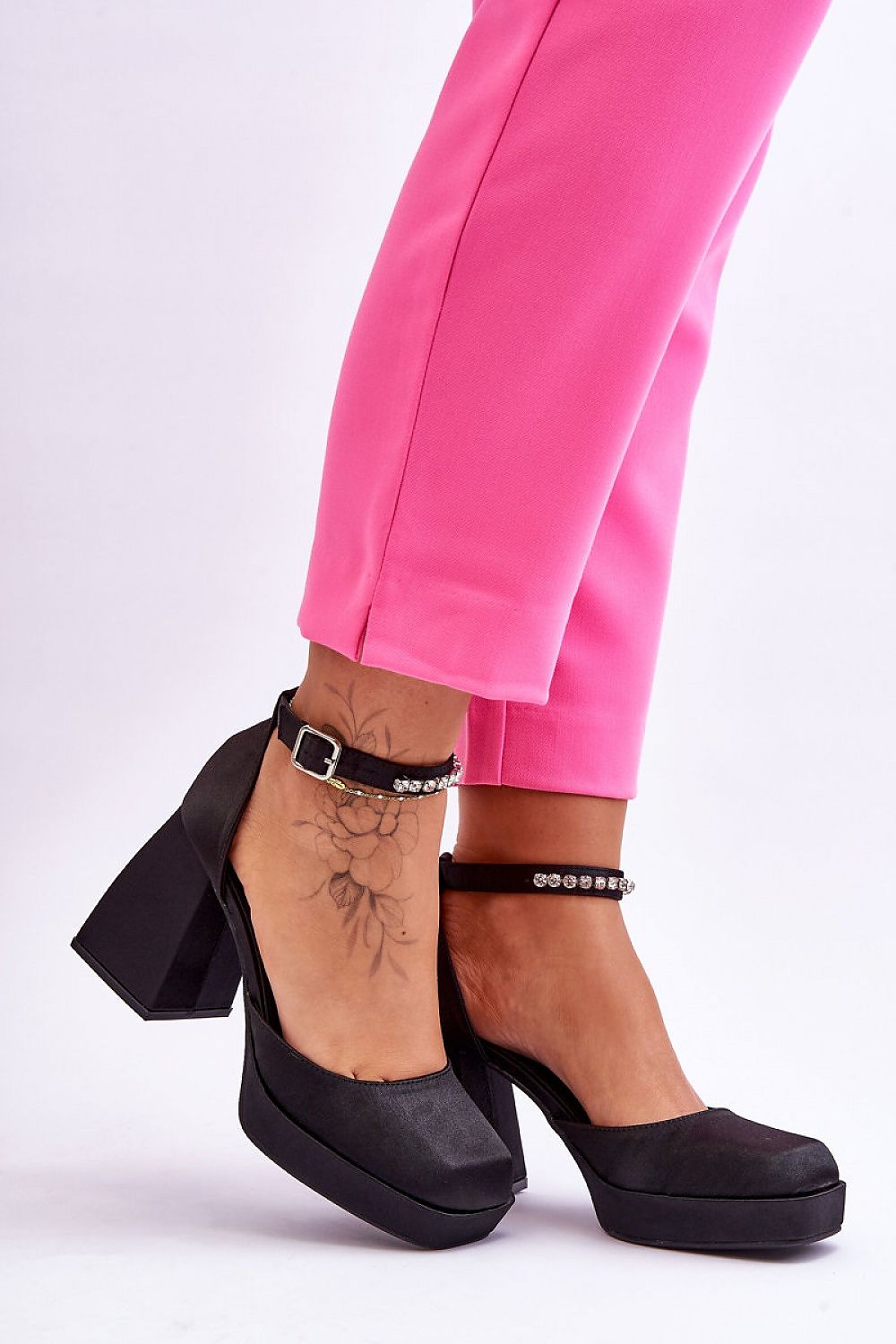  Scarpe con zeppa model 181838 Step in style 