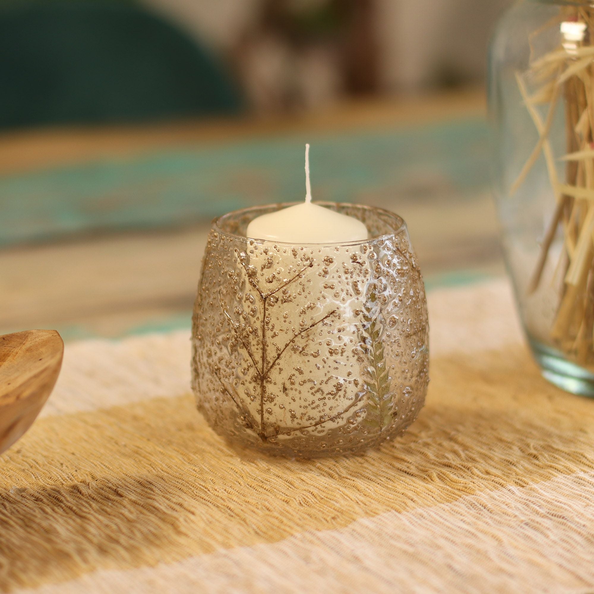 Natural Floral Glass - Straight Candle Holder - Pino - (10x9cm) - Natural Floral Glass Candle Holders